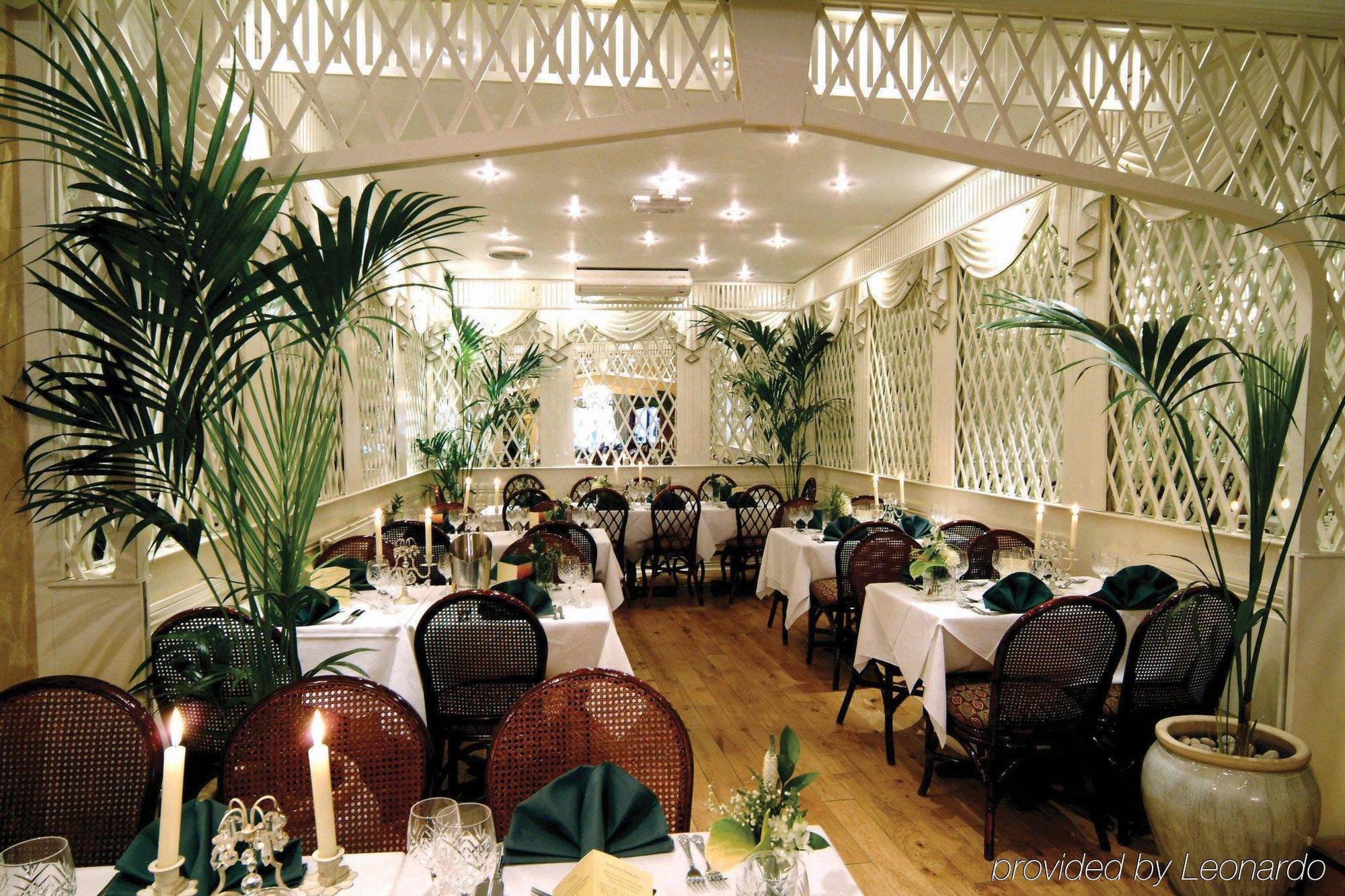 The Peacock Townhouse Hotel Kenilworth - Warwick Restoran gambar