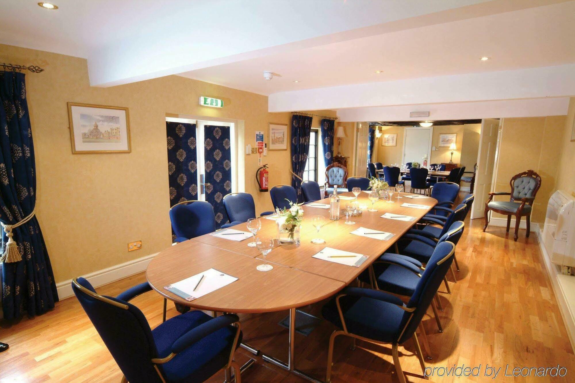 The Peacock Townhouse Hotel Kenilworth - Warwick Perniagaan gambar